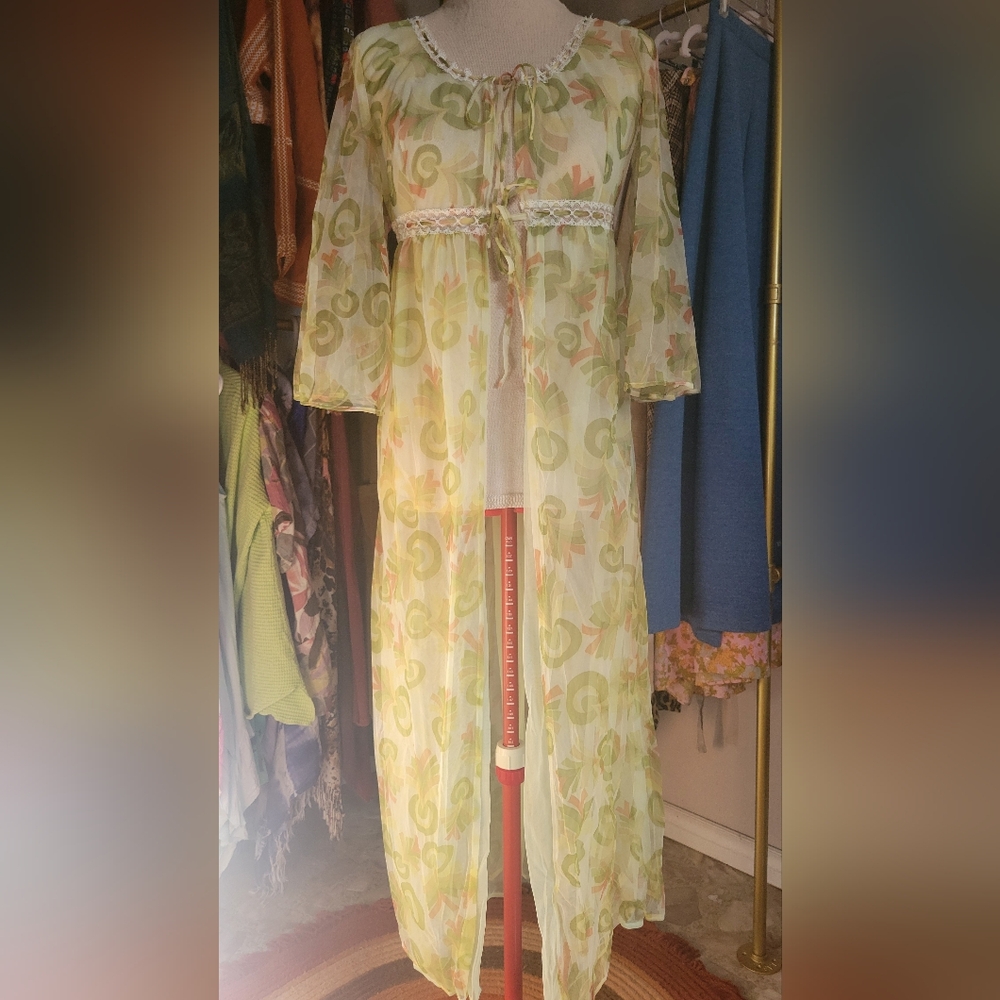 XS-M Vintage Sheer Angelwing Bellsleeve Nightgown